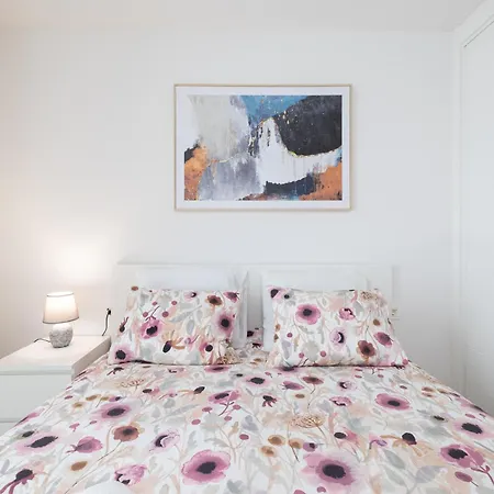 Apartment Deluxe By Aora *